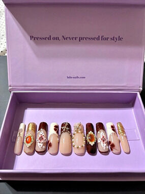 Lulu Nails Floral Press-On Nails in Pink & Gold NWT
